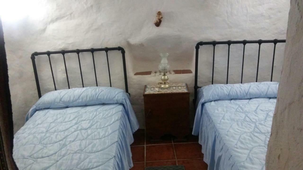 Cueva Rural La Noguera Guest House Pegalajar Екстериор снимка