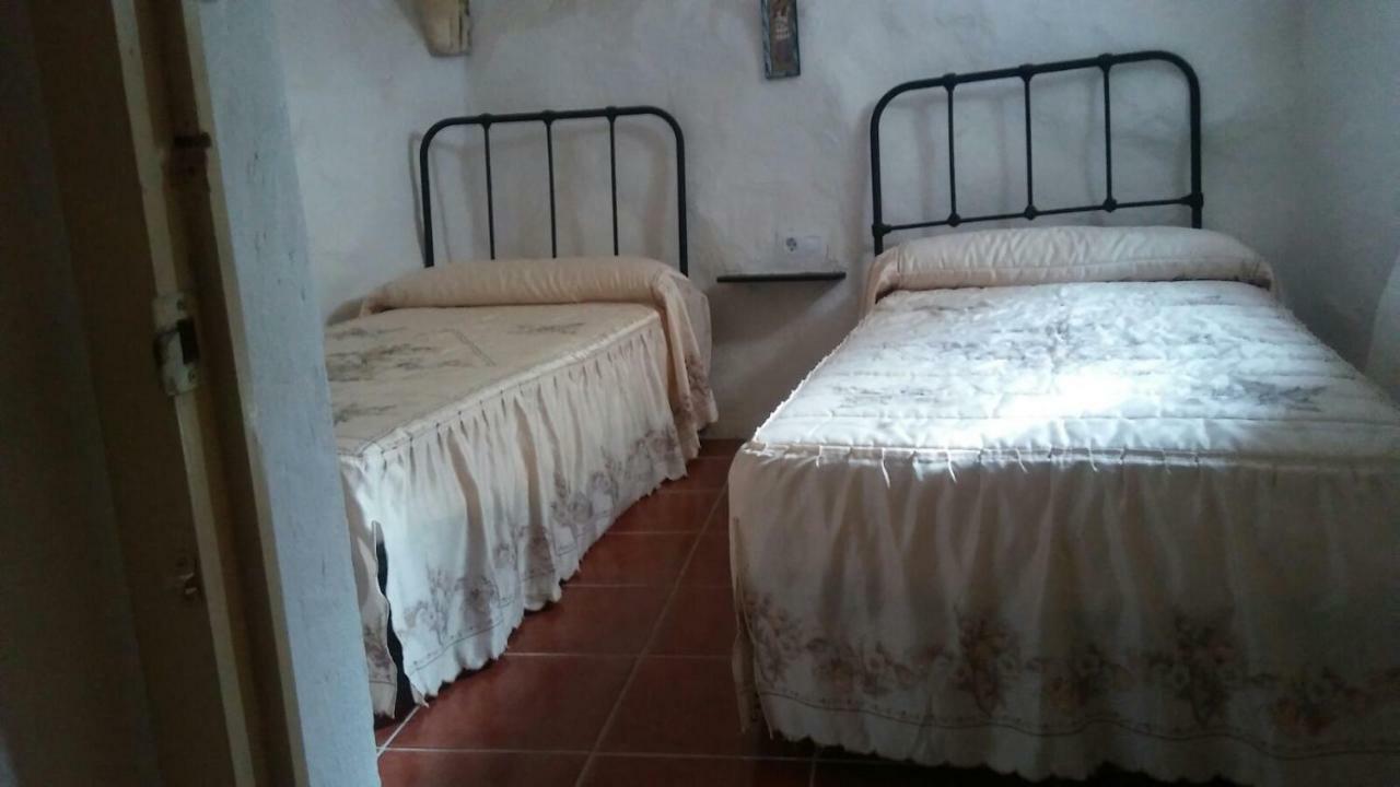 Cueva Rural La Noguera Guest House Pegalajar Екстериор снимка